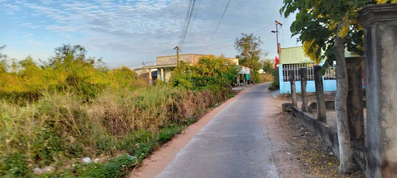 Đất Nền 711m² Hàm Thắng - Sổ Đỏ Thổ Cư 400m² - Giá 2.8 Tỷ