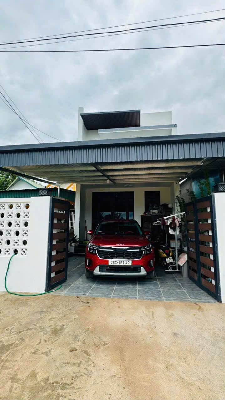 Nhà Mộc Châu 123m² - Sổ Đỏ Full, Giá 3.x Tỷ, Tặng Nội Thất