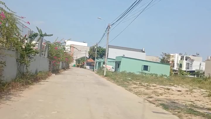 Đất nền Long Phước Quận 9 100m² 3,7 tỷ - Sổ hồng riêng