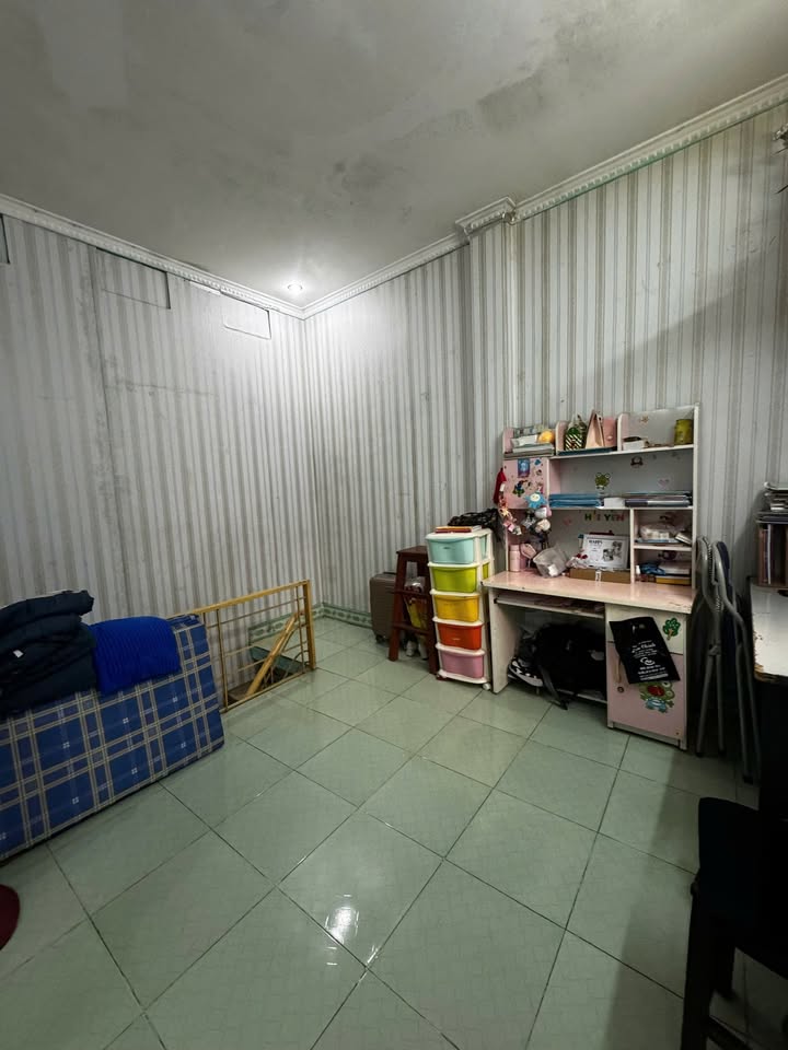 Nhà 21m² Ngõ 120 Lê Lợi, Hải Phòng - Giá 1.65 Tỷ, Sẵn Sàng Sửa Chữa Theo Ý!