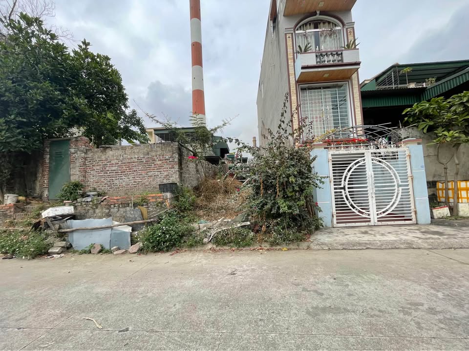 Đất nền 100m² Hạ Long - Hai mặt tiền, gần Siêu thị Ba Sao