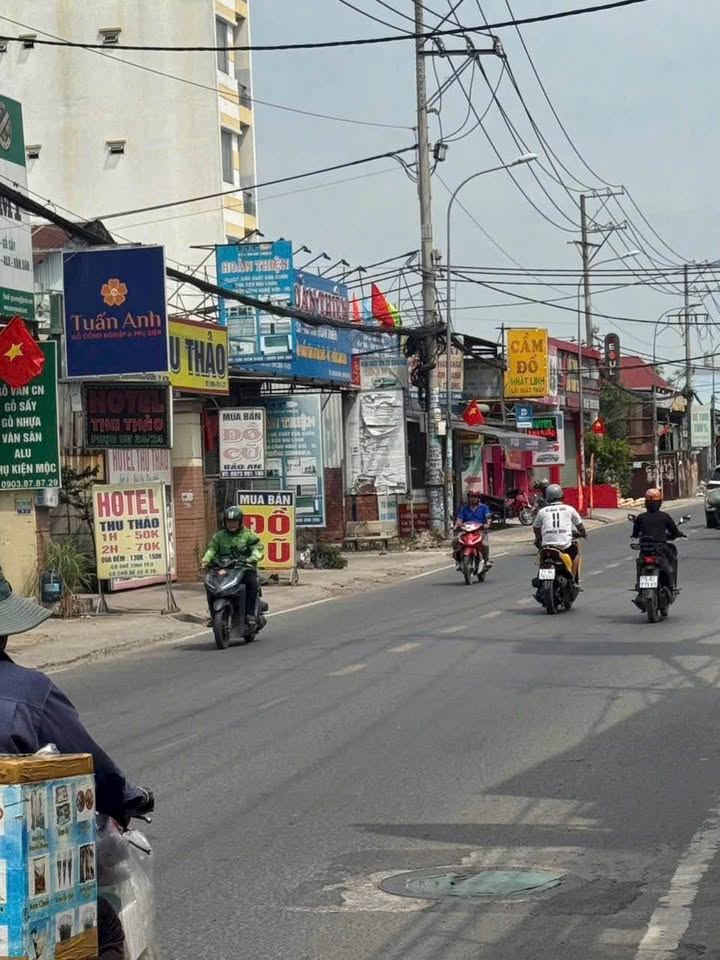 Nhà Mặt Tiền Kinh Doanh Võ Văn Vân, Bình Chánh - 84m², 6.5 Tỷ, Sổ Hồng Riêng