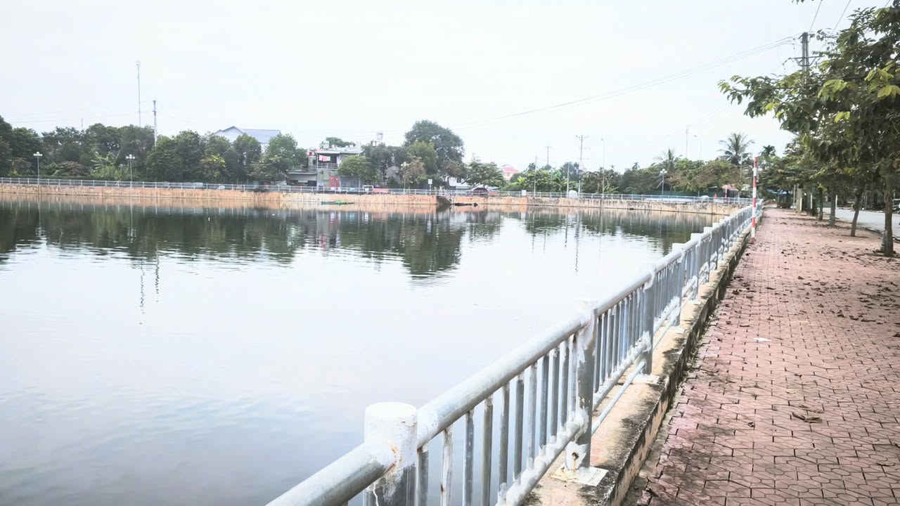 Đất nền TP Hà Giang 250m² view hồ - Sổ đỏ chính chủ