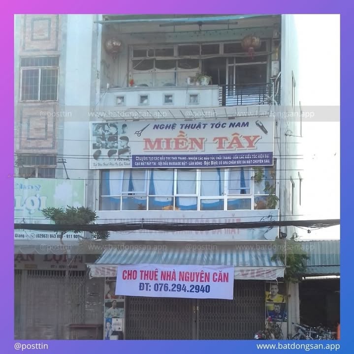 Nhà Phố 3 Tầng Lý Thái Tổ, Long Xuyên - Mặt Tiền Kinh Doanh Lý Tưởng!