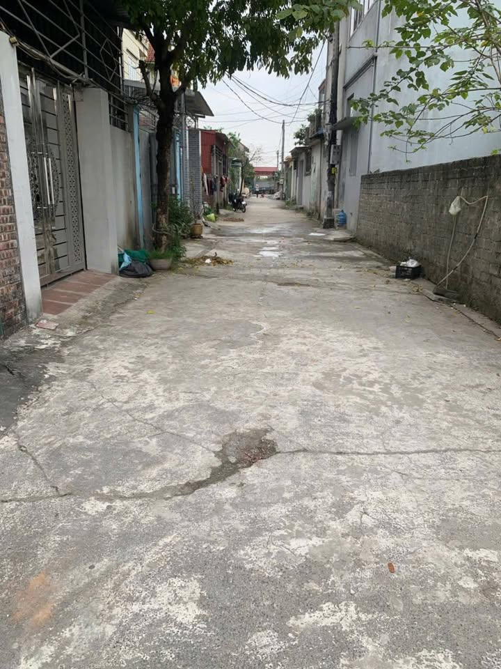 Bán Đất Tặng Nhà 1 Tầng Thụy Lôi, Hà Nam - 125m² Giá 2.35 Tỷ