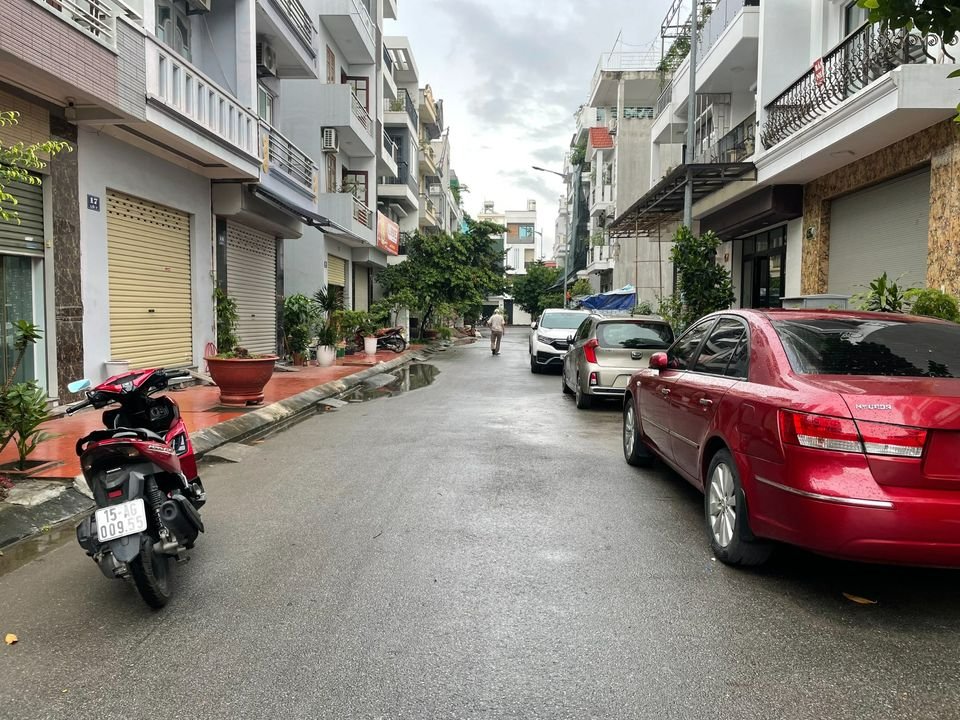 Đất nền 40m² Hồng Bàng, Hải Dương - Sổ đỏ, Đường 11m, Giá 3.5 tỷ