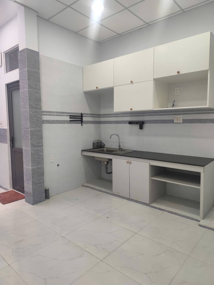 Nhà riêng Vườn Lài Tân Phú 72m² - Hẻm xe tải, ô tô vào tận nhà!