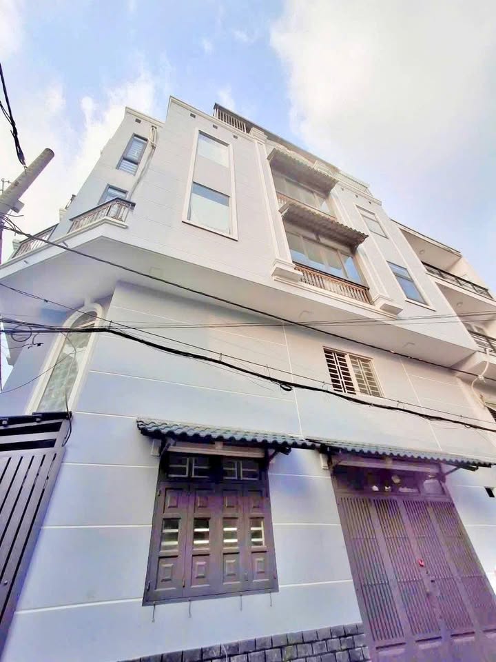 Nhà MT Góc Hẻm Xe Tải Bình Tân - 4PN Full NT, Giá 15 Triệu/Tháng