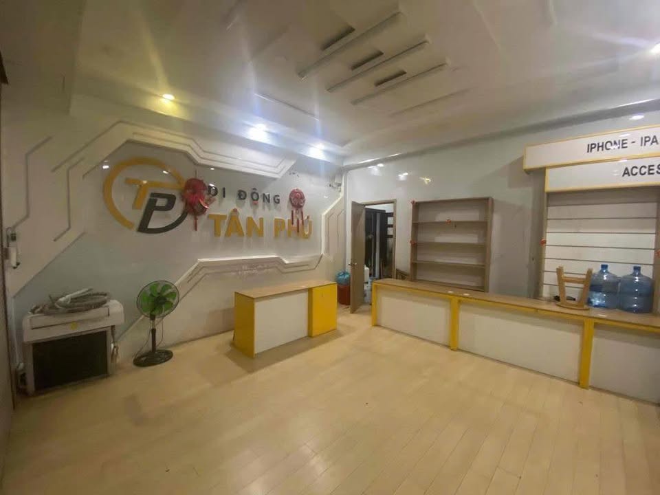 Nhà mặt tiền Âu Cơ Tân Phú 30m² 20tr - Mặt tiền kinh doanh