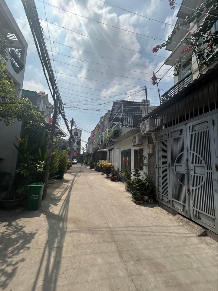 Nhà Chính Chủ Quận 12 - 44m² Sổ Đỏ Riêng - Giá 1.95 Tỷ