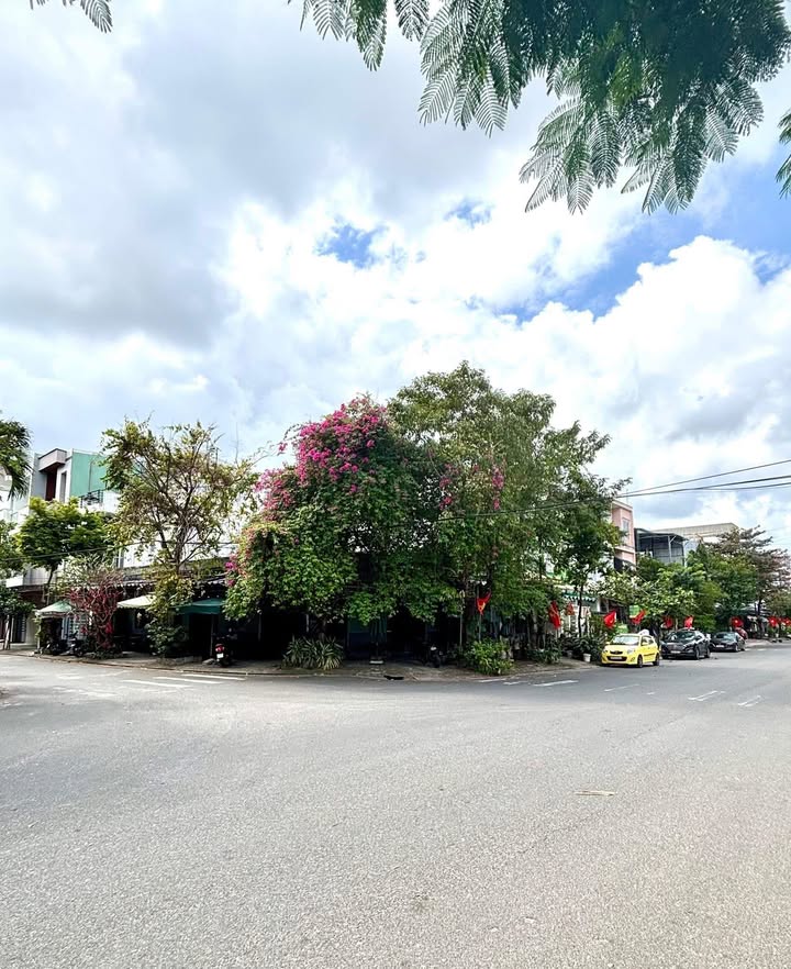 Đất nền góc 2 mặt tiền Hải Châu 182m² - Vị trí vàng, sinh lời cao!