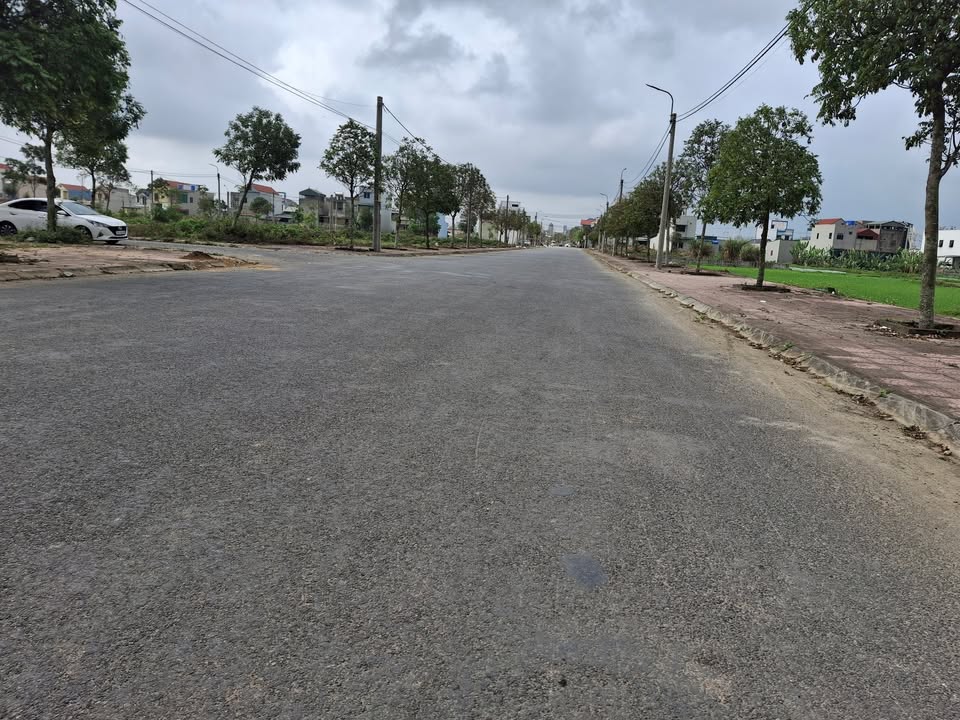 Đất nền 100m² hướng Đông - Mặt tiền đường 10.5m, Nga Sơn, Thanh Hóa