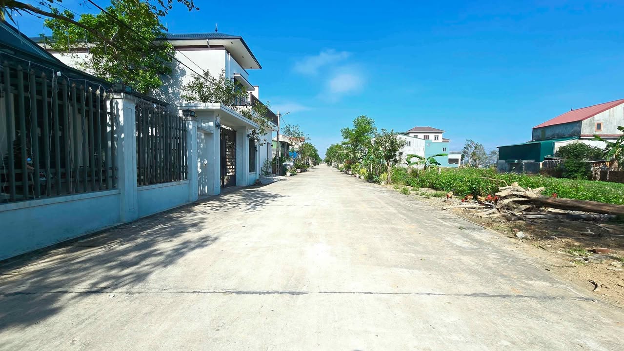 Đất nền Thạch Long QL1A 160m² 2 tỷ - Đường to ô tô