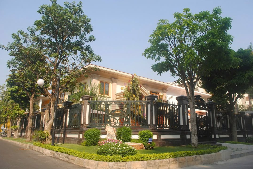 Villa Mỹ Tú Phú Mỹ Hưng 475m² 144 triệu - Full nội thất đẳng cấp