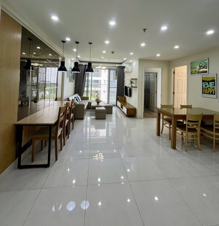 Căn hộ Scenic Valley Phu Thuan 77m² 24 triệu - View đẹp