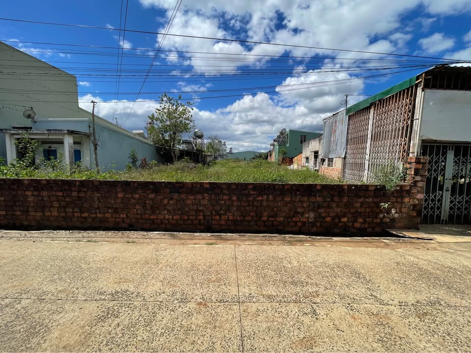 Bán Gấp Đất Vàng Hẻm 49 Lê Đại Hành, Pleiku - 175m² Thổ Cư, Hướng Bắc