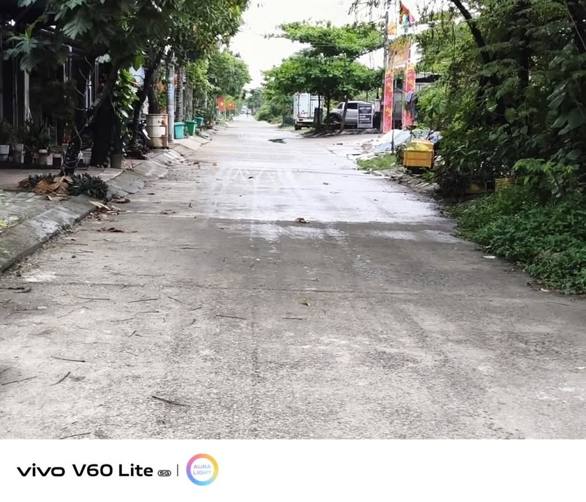 Bán đất 60m² sổ đỏ, có nhà tôn, gần bến xe Đà Nẵng - 800 triệu