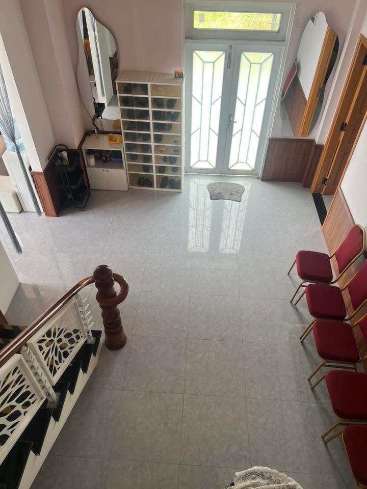 Nhà nguyên căn mặt tiền Đà Lạt 17 triệu/tháng - Ô tô vào tận nhà!