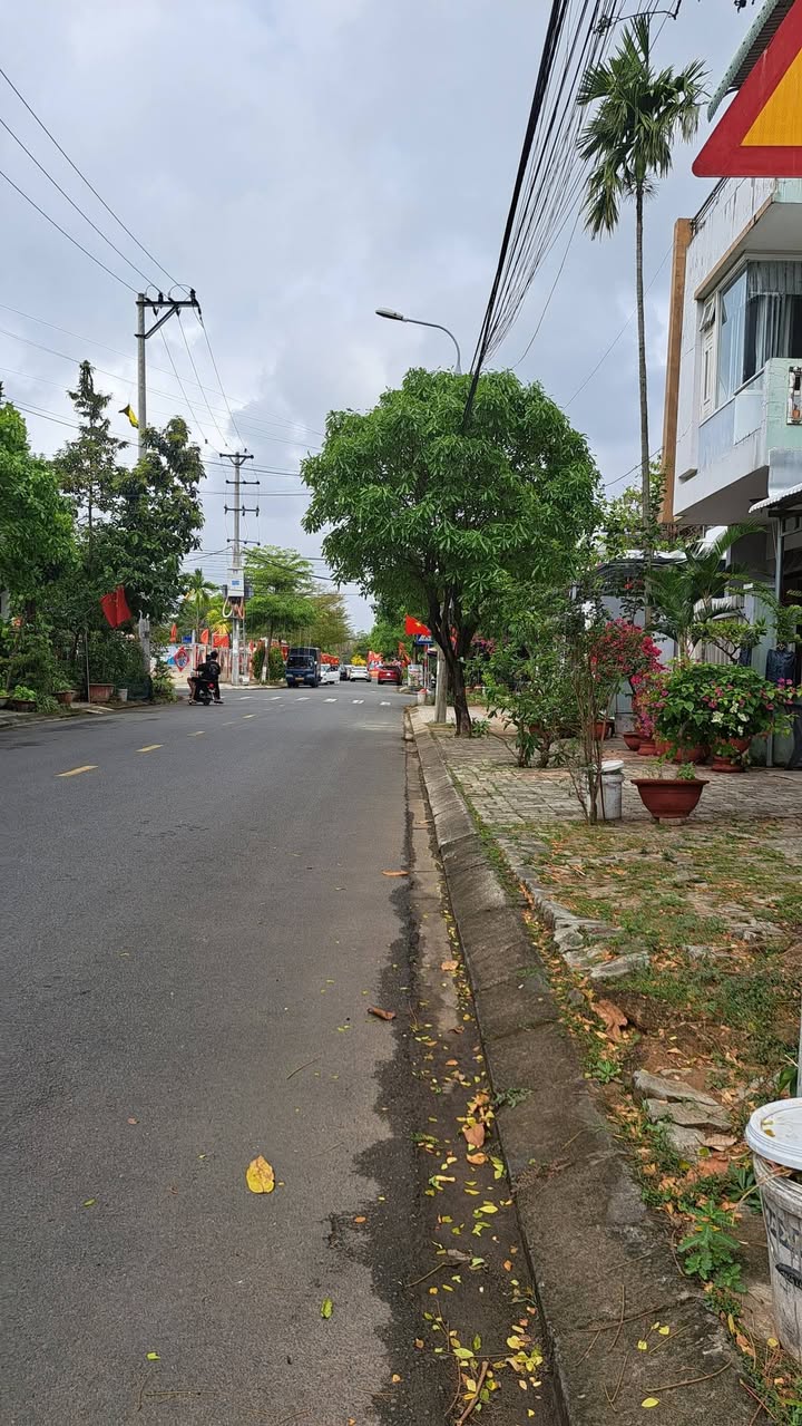 Đất mặt tiền Hoàng Ngân Hòa Xuân 100m² 5 tỷ - Sổ đỏ chính chủ