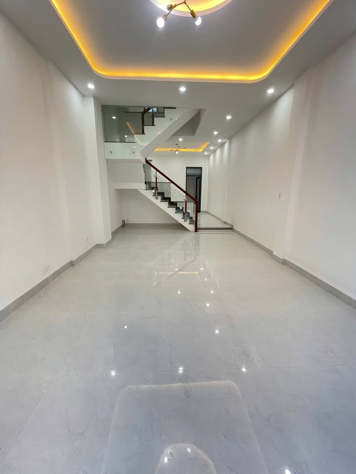 Nhà 4.45 Tỷ Đại Phú Gia Quy Nhơn 63m² - 4PN, 3 Lầu, Kinh Doanh Tốt