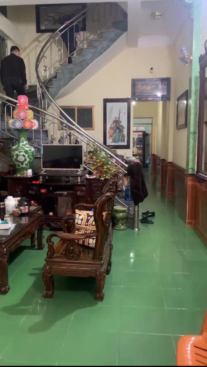 Nhà Mặt Tiền Lê Lai, Lạng Sơn 120m² - 3 Tầng, Hướng Nam, Giá 4 Tỷ