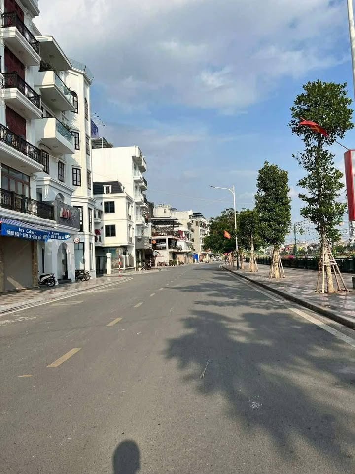 Đất Tái Định Cư Sông Tam Bạc - Hồng Bàng 40m² - Sổ Đỏ Rõ Ràng