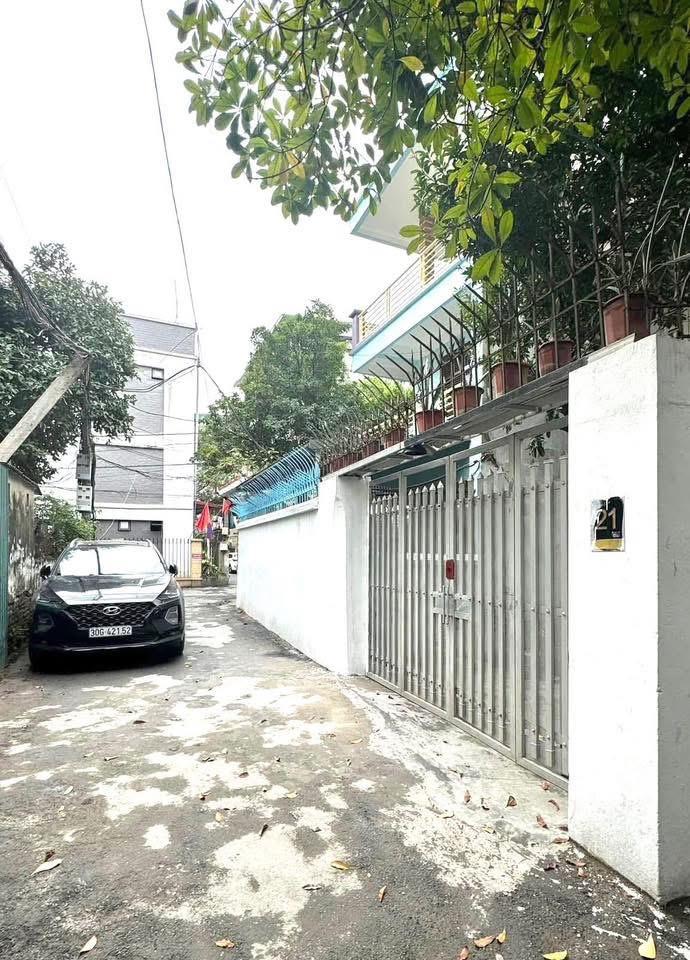 Biệt thự sân vườn Nguyễn Trãi 194m² - Mặt tiền 25m hiếm có!