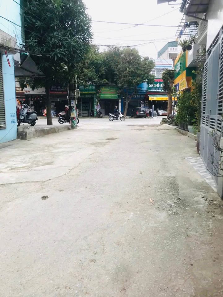 Đất nền P. Hạc Thành 90m² nhỉnh 3 tỷ - Đường to ô tô, trung tâm TP!