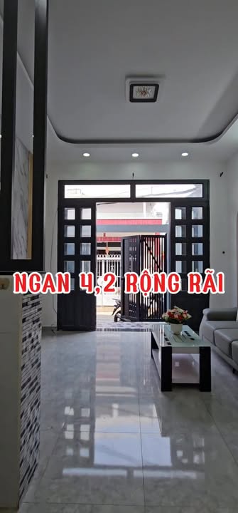 Nhà Mặt Tiền Tỉnh Lộ 10, Bình Tân - 50m² - 5.15 Tỷ - Nở Hậu