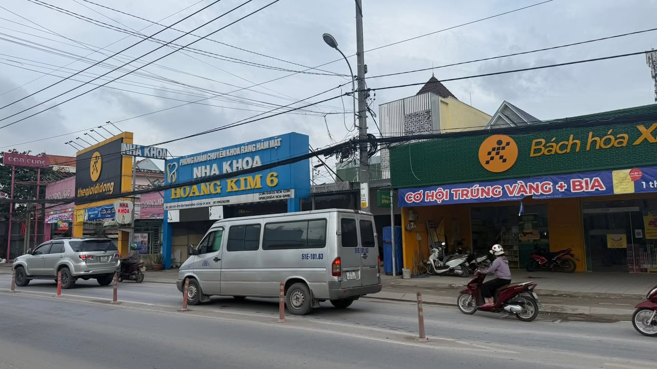 Nhà mặt tiền TL15 Củ Chi 250m² giá 7 tỷ - Mặt tiền kinh doanh!