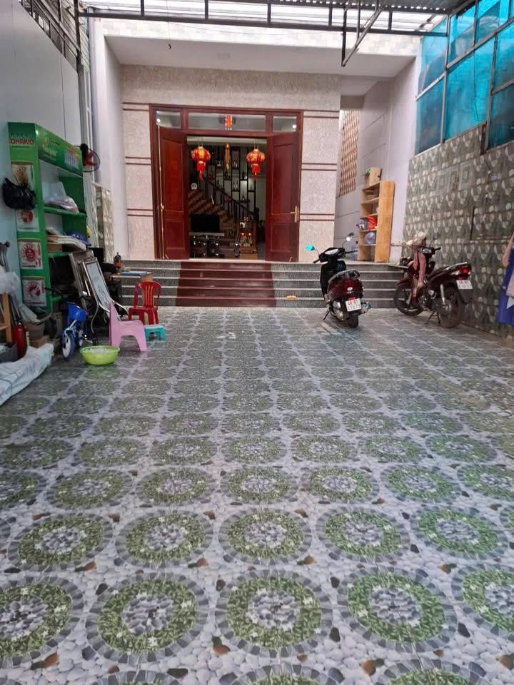 Nhà riêng Đường 36M Đà Lạt 216m² 8 tỷ - Ô tô vào tận nhà