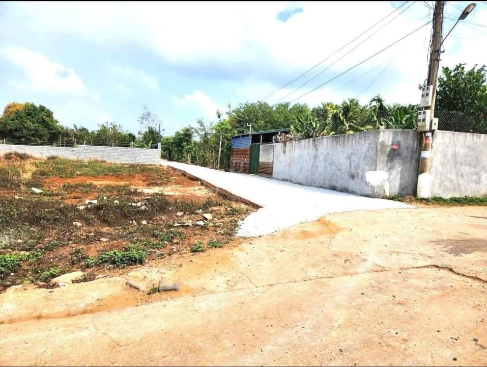 Đất nền Buôn Ma Thuột 135m² 2.05 tỷ - Sổ đỏ chính chủ