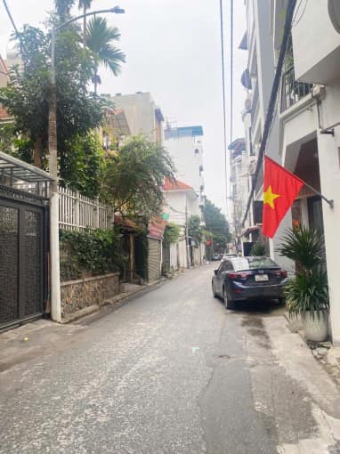 Đất nền Bồ Đề Ngọc Thụy 100m² - Sổ đỏ chính chủ, ô tô vào tận nơi!