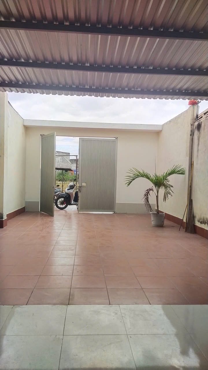 Nhà Nguyên Căn Phan Thiết 150m² giá 3.5 triệu/tháng - Ô tô vào tận nhà!