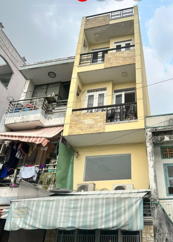 Nhà HXH Trung tâm Q6 - 5 Tỷ, 5PN, 4Lầu - Sẵn Sàng Đón Chủ Mới!