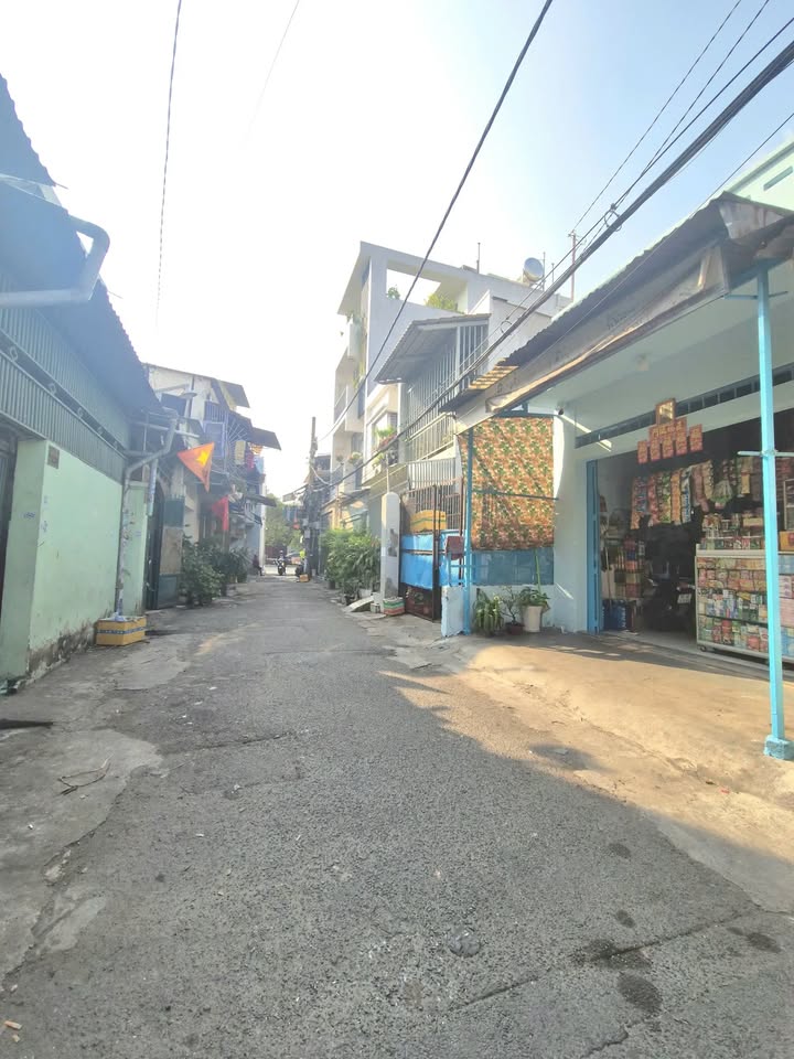 Nhà Hẻm Xe Hơi Tô Hiệu Tân Phú 53m² Giá 5.5 Tỷ - Sẵn Sàng Ở Ngay