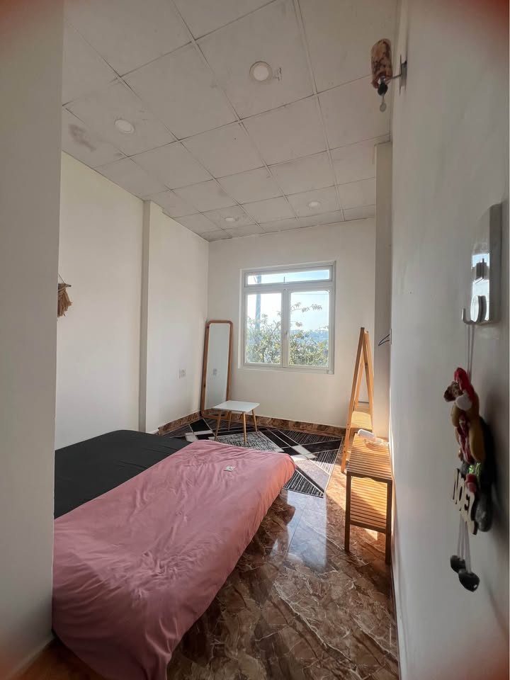 Phòng cho thuê Nguyễn An Ninh Đà Lạt 2.8 triệu - View đẹp, full tiện nghi!