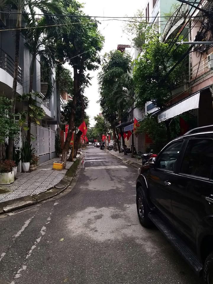 Đất nền Lê Văn Long, Hải Châu 66m² - Sổ đỏ chính chủ, tiện xây dựng!