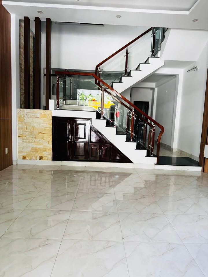 Nhà Đảo 1 Hòa Xuân 73m² 3PN Hướng Bắc - Giá Tốt, Sẵn Ở