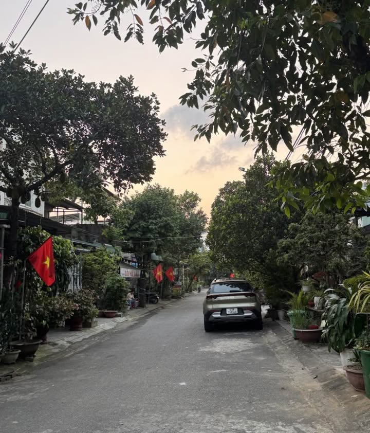 Nhà lô góc Lê Đại Hành Cẩm Lệ 171m2 11 tỷ - Giá tốt hiếm có