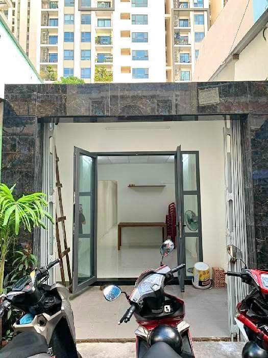 Nhà riêng Quận 10 62m² - Chính chủ bán, ô tô vào tận nhà!