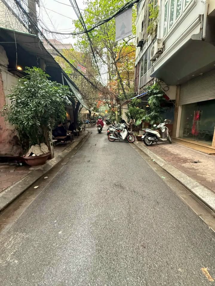 Nhà phố Võ Văn Dũng Đống Đa 35m² giá 17.9 tỷ - Ô tô vào tận nhà