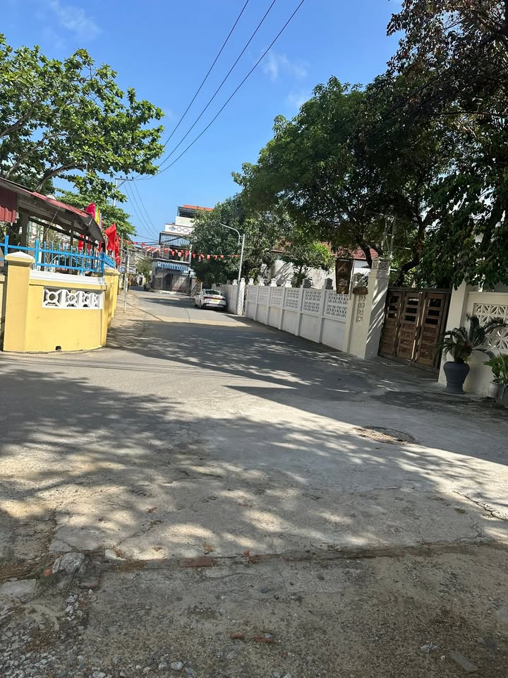 Đất nền MT Lê Quý Đôn, Hội An - 100m² Kinh doanh/Ở, 4.x Tỷ