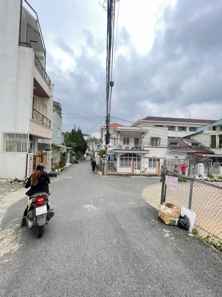Bán Đất Vàng Đà Lạt 119m² Mặt Tiền Phan Đình Phùng - Sổ Riêng, Giá Tốt
