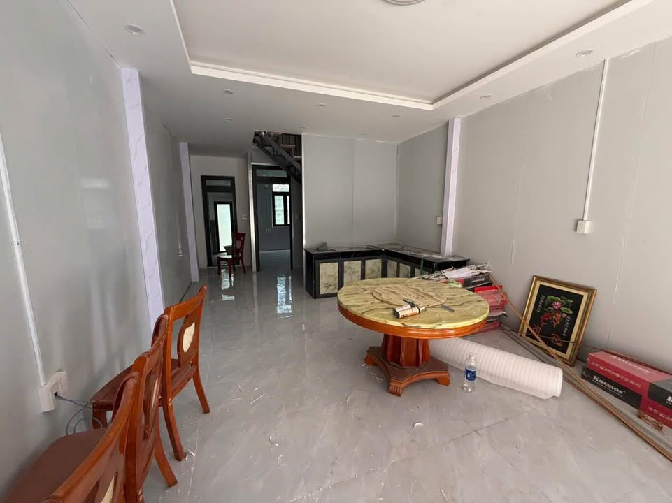 Nhà 1 Trệt 1 Lầu 60m² Sân Đậu Ô Tô - TP Bảo Lộc, Lâm Đồng - Giá 2.5 Tỷ