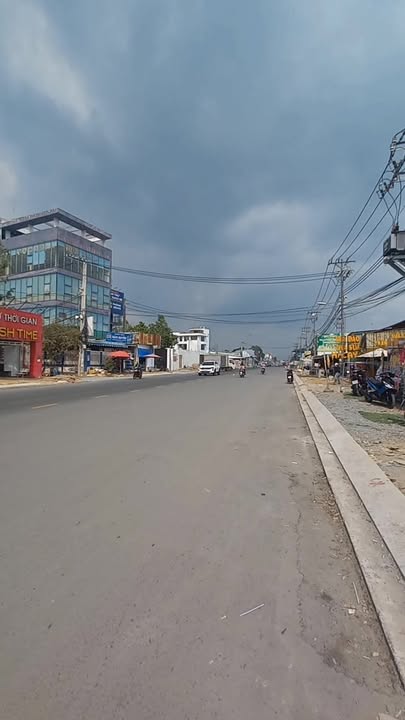 Mặt Tiền Lò Lu, TP. Thủ Đức - Kinh Doanh Sầm Uất 99.6m² - 15.5 Tỷ