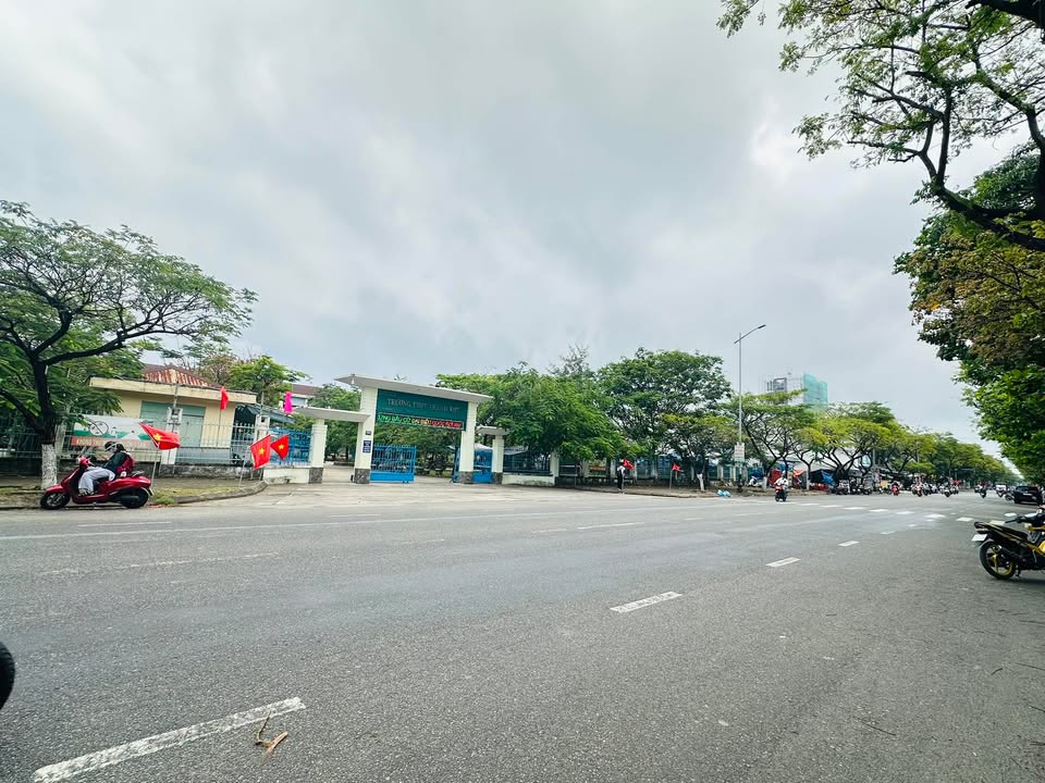 Nhà phố Kinh Dương Vương 208m² - Mặt tiền kinh doanh