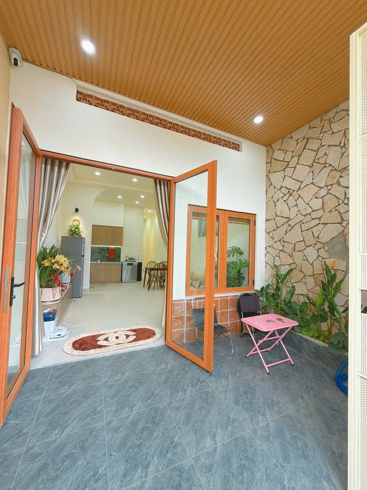 Nhà mặt tiền kinh doanh Buôn Ma Thuột 72m² - Vị trí đắc địa kinh doanh!