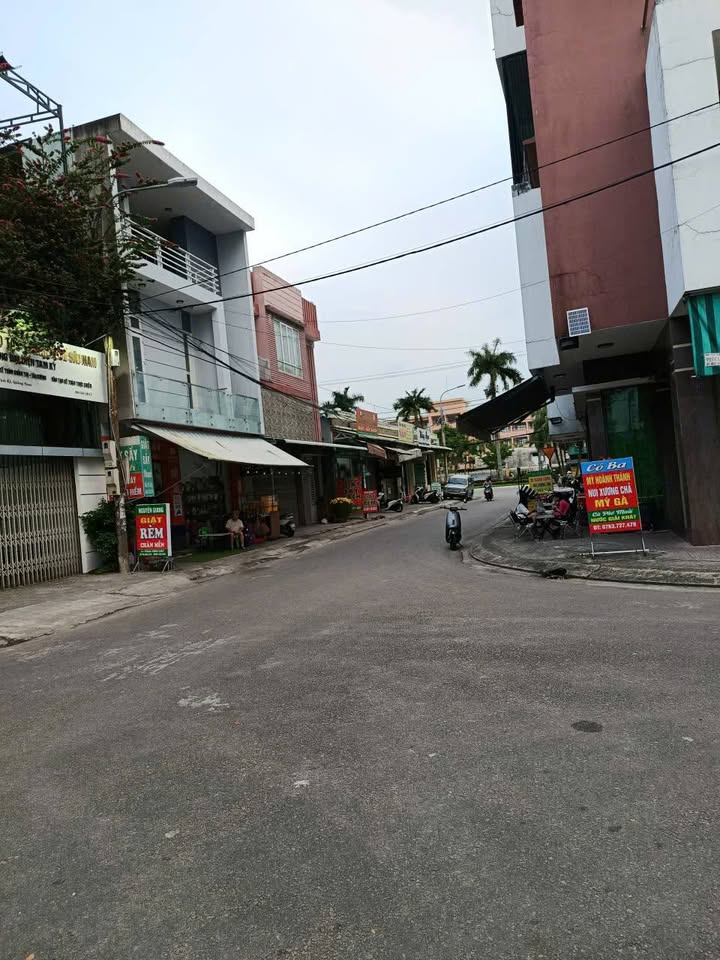 Mặt bằng kinh doanh Chợ Vườn Lài TP Tam Kỳ 3 triệu/tháng - Mặt tiền kinh doanh