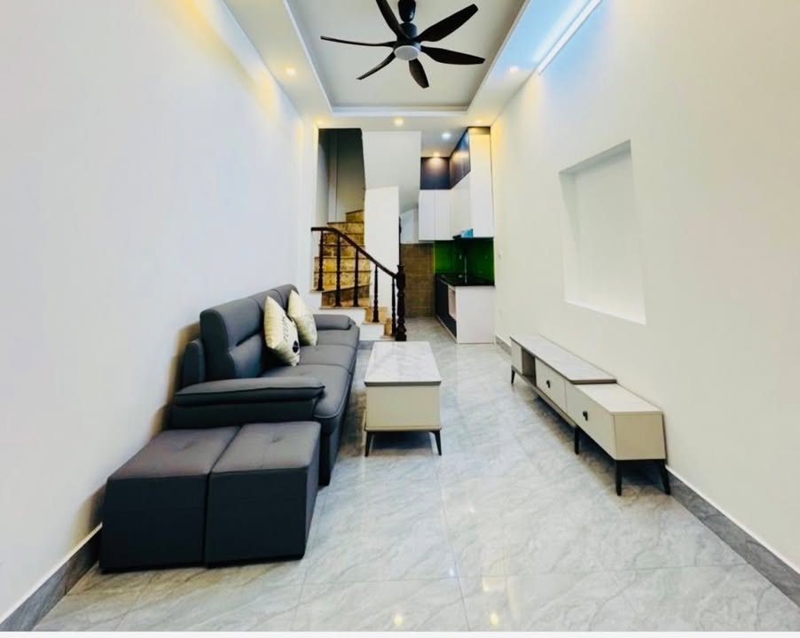 Nhà 25m² Hoàng Mai, 4 tầng - Giá 5 tỷ, Sổ đỏ sẵn sàng giao dịch